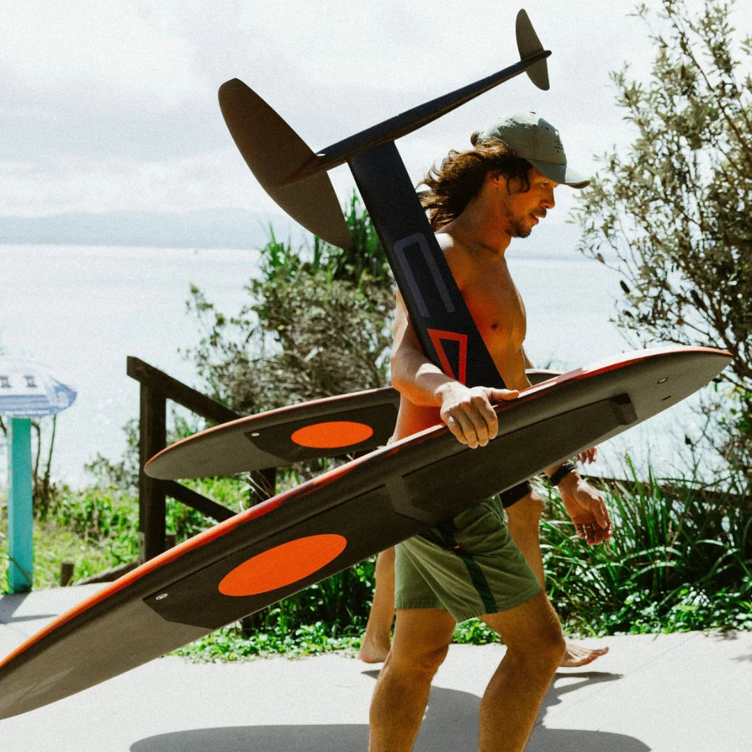 KrUzer V2 - 5'6" - 44L | Mid Length Foilboard
