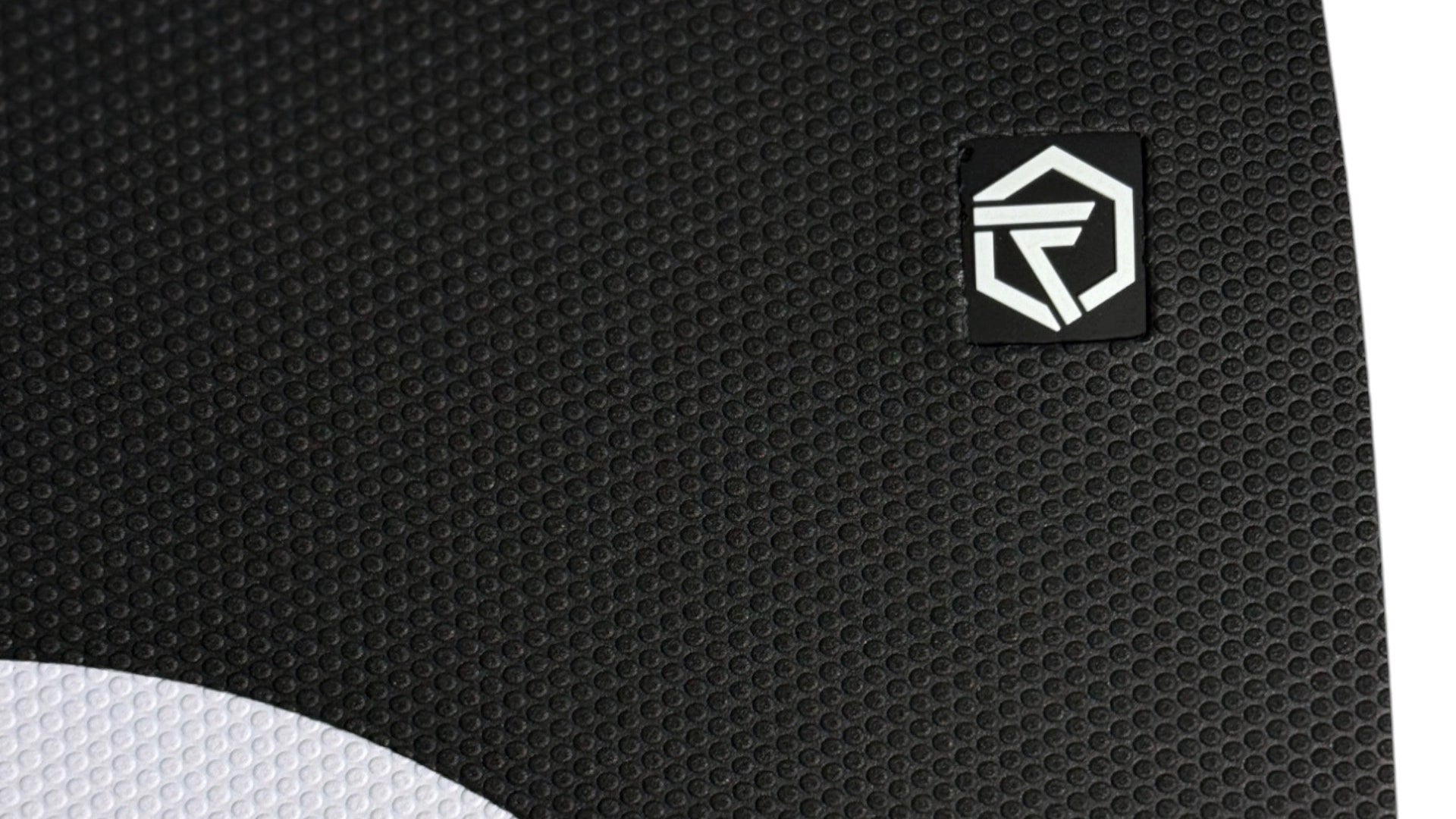 Close-up of White Dot colour EVA traction pad – two-piece layout